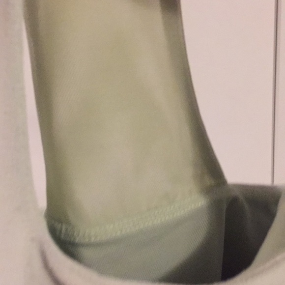 Mint green lulu lemon tank top - Picture 4 of 5